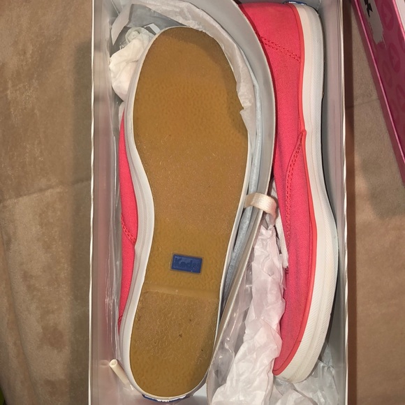 Keds - Picture 2 of 2